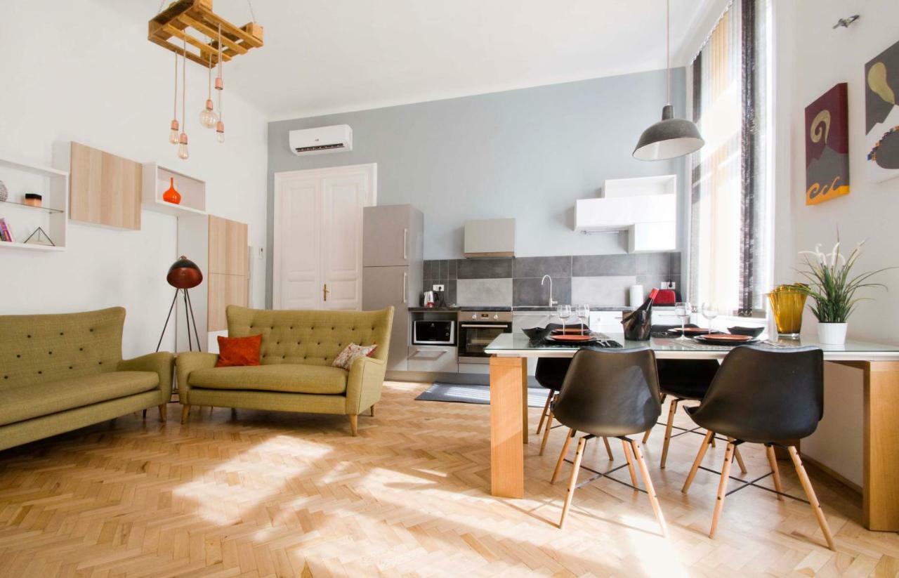 Andrassy Boulevard Budapest Extérieur photo