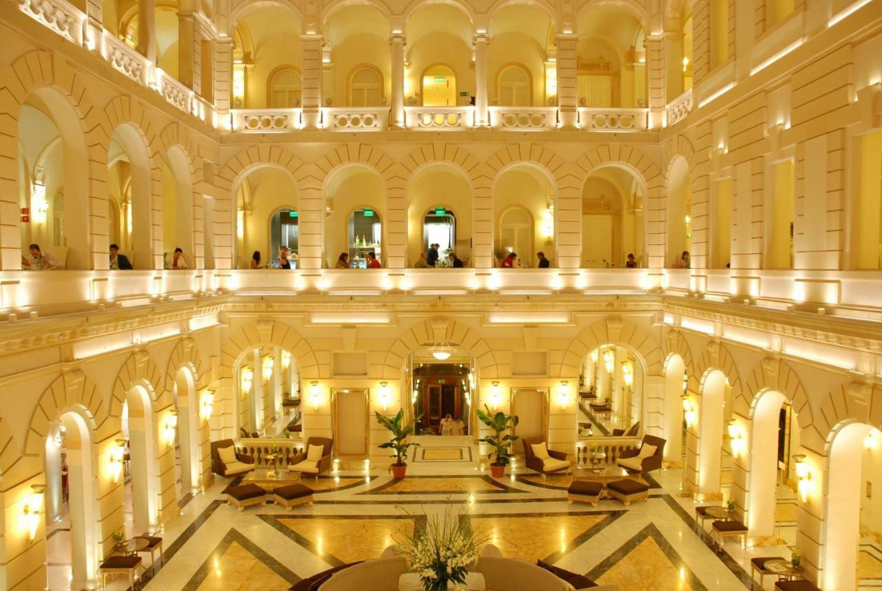 Andrassy Boulevard Budapest Extérieur photo